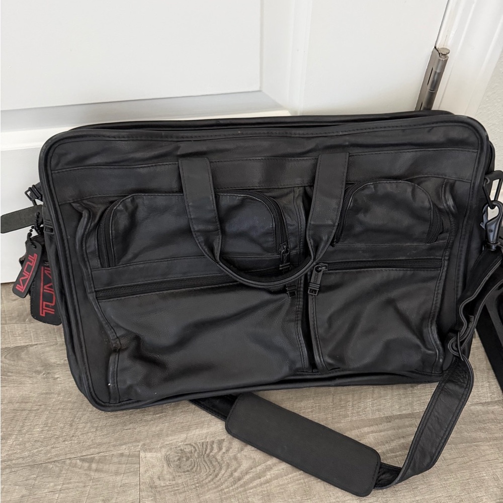 Tumi Vintage Leather laptop briefcase bag